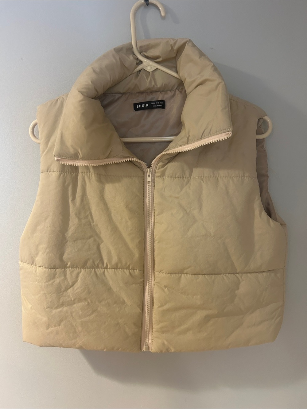 SHEIN Cream Quilted Puffer Jacket